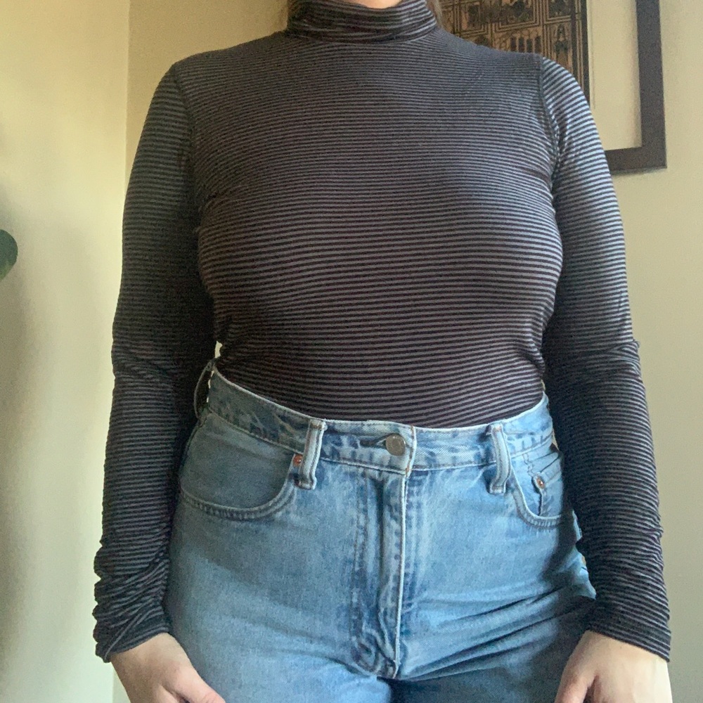 Stretchy Woolrich turtleneck long sleeve top